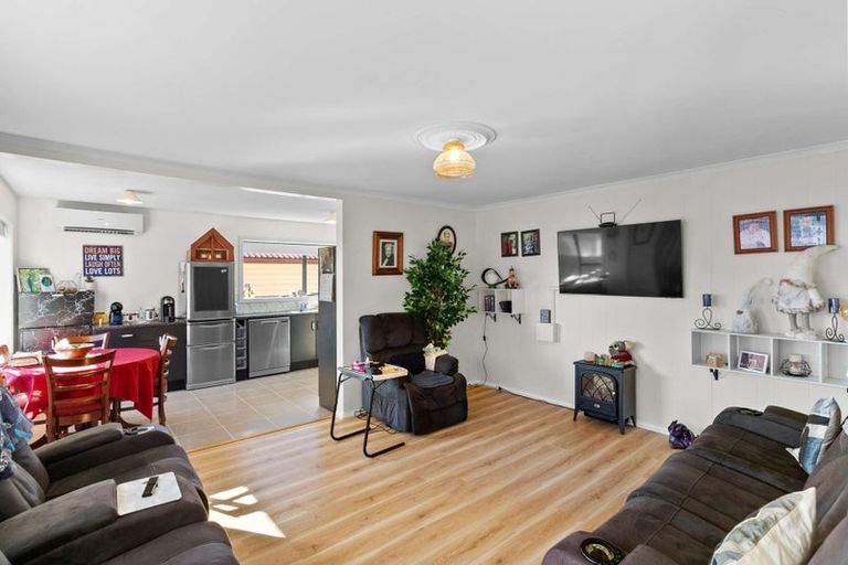 Photo of property in 26 Fenchurch Street, Northcote, Christchurch, 8052