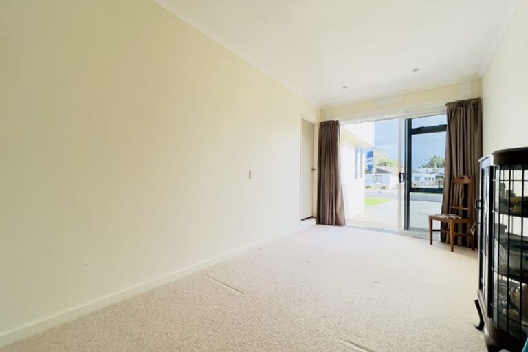 Photo of property in 90 Victoria Street, Coromandel, 3506