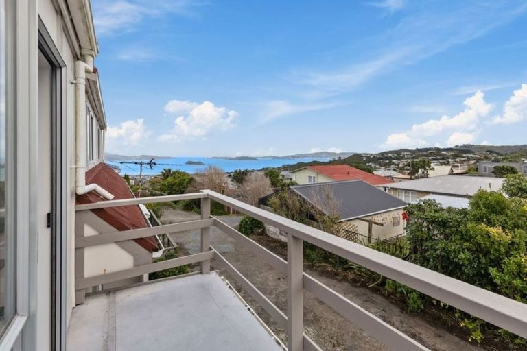 Photo of property in 264b Dowse Drive, Maungaraki, Lower Hutt, 5010