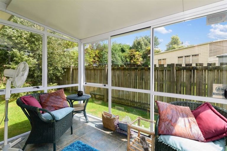 Photo of property in 6a Corilin Place, Mangakakahi, Rotorua, 3015