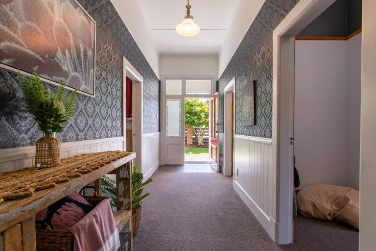 Photo of property in 11 Albert Street, Dannevirke, 4930