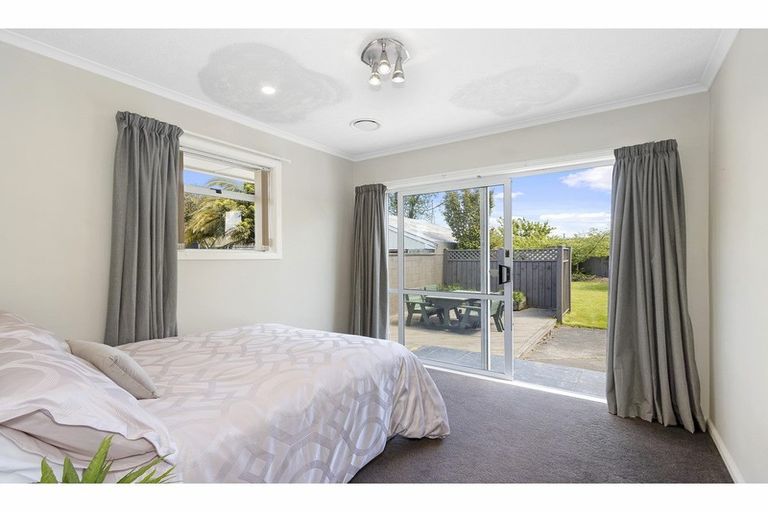 Photo of property in 17 Logie Place, Bromley, Christchurch, 8062