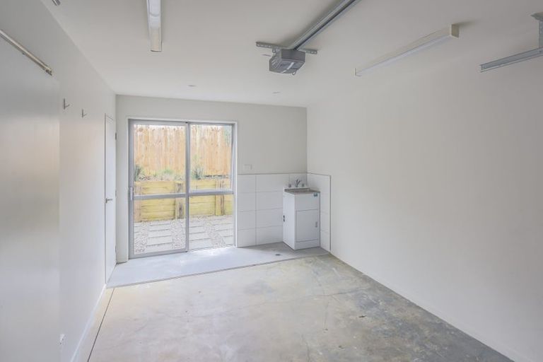 Photo of property in 169c Wallace Road, Mangere Bridge, Auckland, 2022