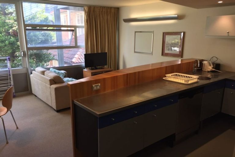 Photo of property in St Pauls Apartments, 56/43 Mulgrave Street, Thorndon, Wellington, 6011