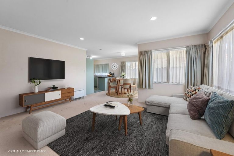 Photo of property in 19 Emmerdale Avenue, Papakura, 2110