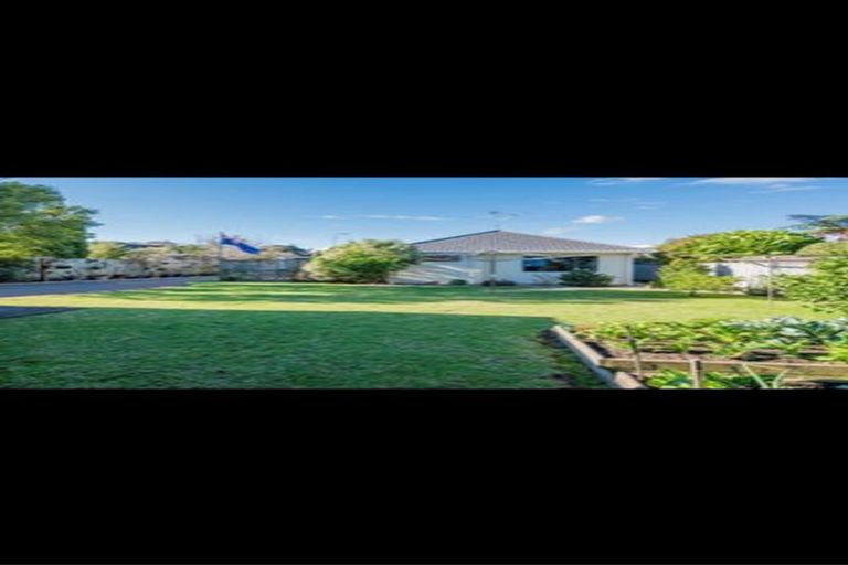 Photo of property in 53 Weggery Drive, Waikanae Beach, Waikanae, 5036