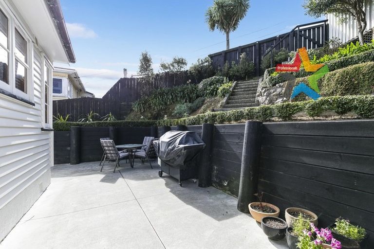 Photo of property in 44 Victory Avenue, Karori, Wellington, 6012