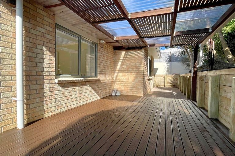 Photo of property in 15 Reidy Place, Pukekohe, 2120