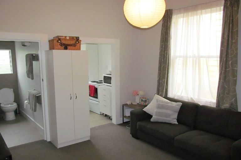 Photo of property in 2/59 Dryden Street, Grey Lynn, Auckland, 1021