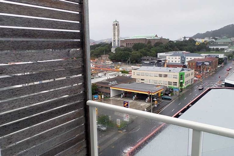 Photo of property in The Peak Apartments, 1001/170 Taranaki Street, Te Aro, Wellington, 6011