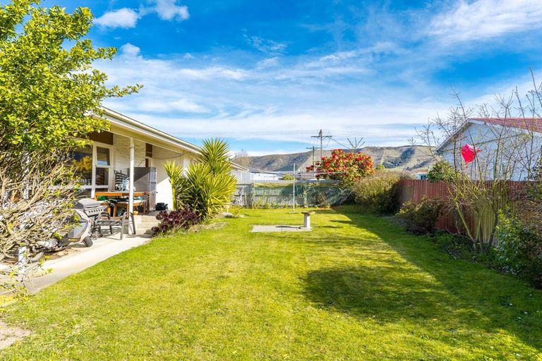 Photo of property in 14 Opie Street, Waimate, 7924