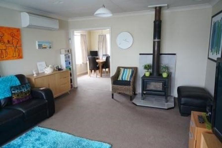 Photo of property in 14 Fraser Place, Rangiora, 7400