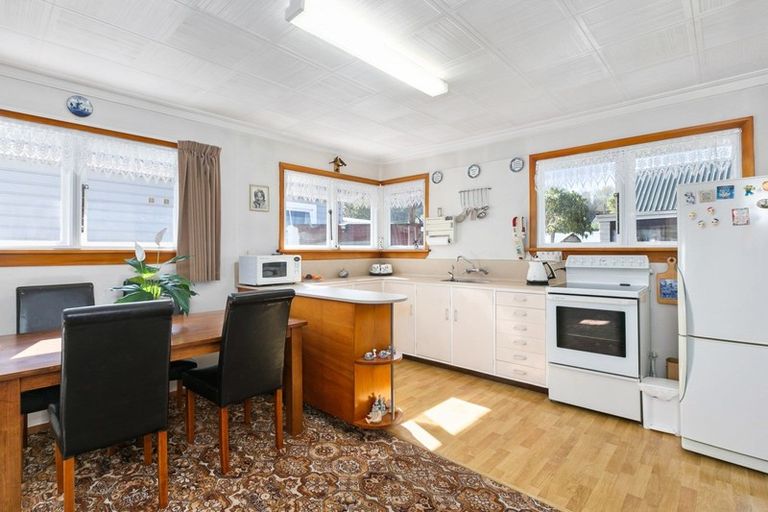 Photo of property in 2 Selwyn Street, North East Valley, Dunedin, 9010