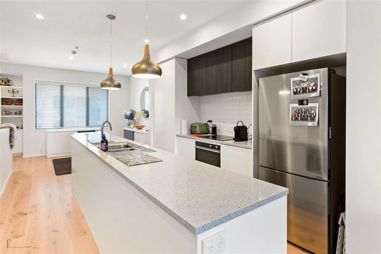 Photo of property in 86 Rangihina Road, Hobsonville, Auckland, 0616