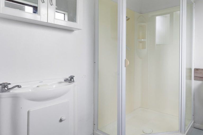 Photo of property in 13a Kawiu Road, Levin, 5510