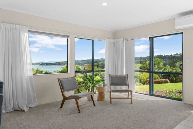 Photo of property in 4 Sunset Parade, Parua Bay, Whangarei, 0174