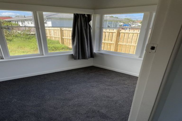 Photo of property in 1/8 Fisher Crescent, Otara, Auckland, 2023