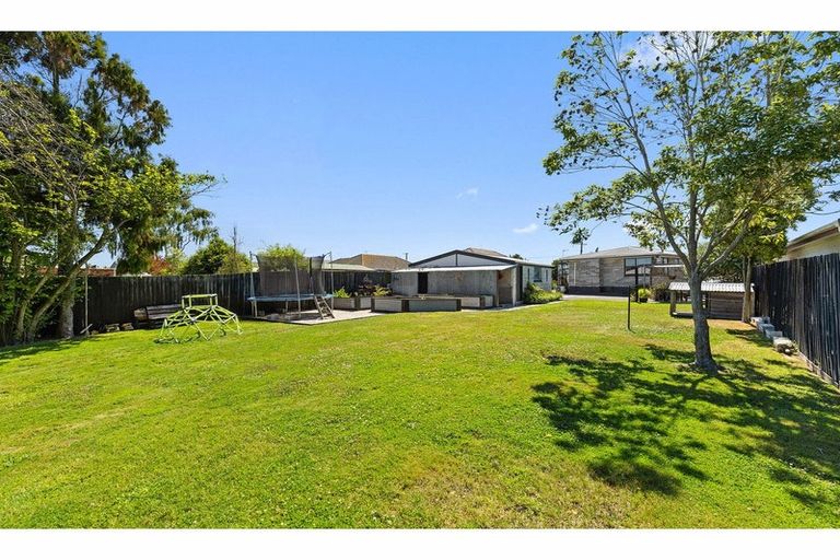 Photo of property in 69 Greenhaven Drive, Burwood, Christchurch, 8083