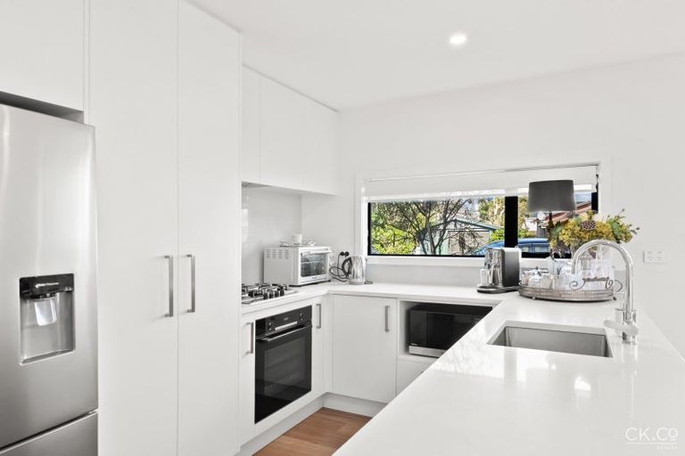 Photo of property in 1/51 Kings Crescent, Hutt Central, Lower Hutt, 5010