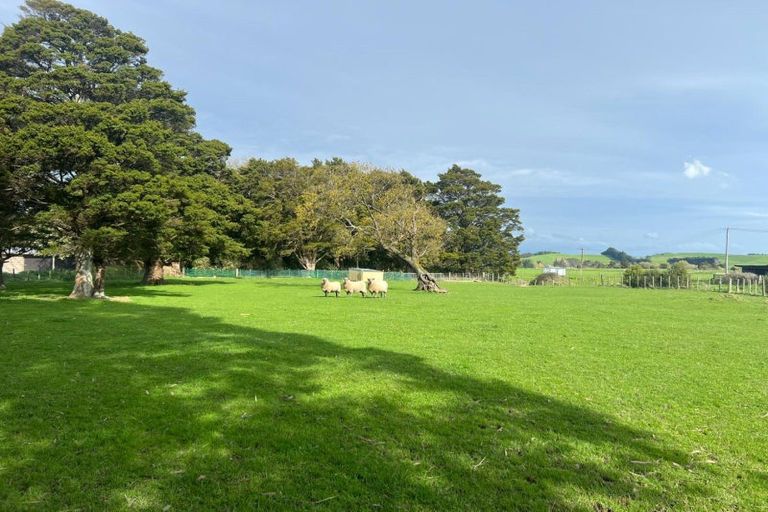 Photo of property in 341 Maharahara Road, Dannevirke, 4972