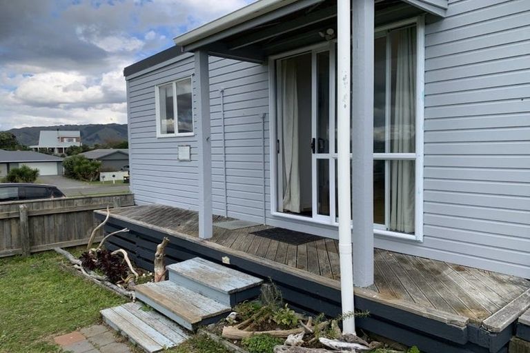 Photo of property in 63 Gawler Street, Te Horo Beach, Otaki, 5581