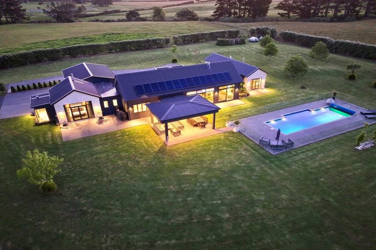 Photo of property in 404 Waiau Pa Road, Waiau Pa, Pukekohe, 2679