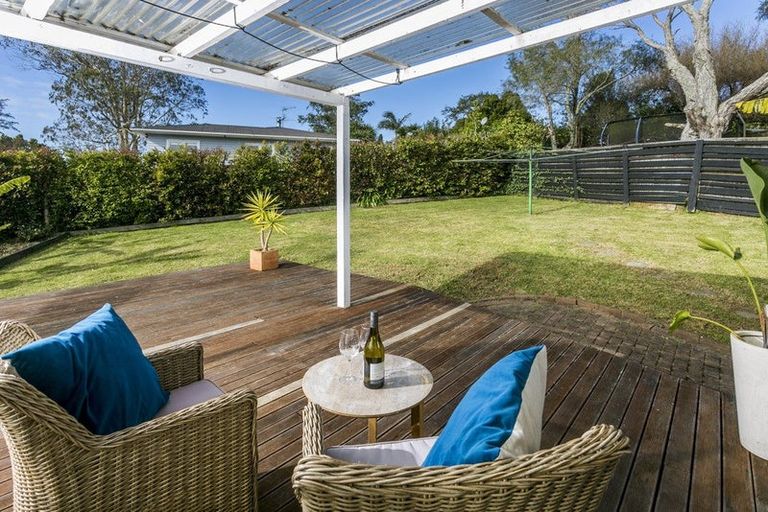Photo of property in 23 Lanigan Street, Birkdale, Auckland, 0626