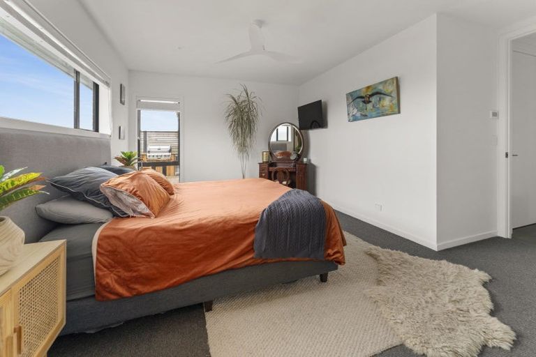 Photo of property in 17 Huntaway Close, Stoke, Nelson, 7011