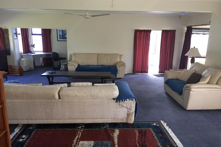 Photo of property in 1236 Whangaparaoa Road, Gulf Harbour, Whangaparaoa, 0930