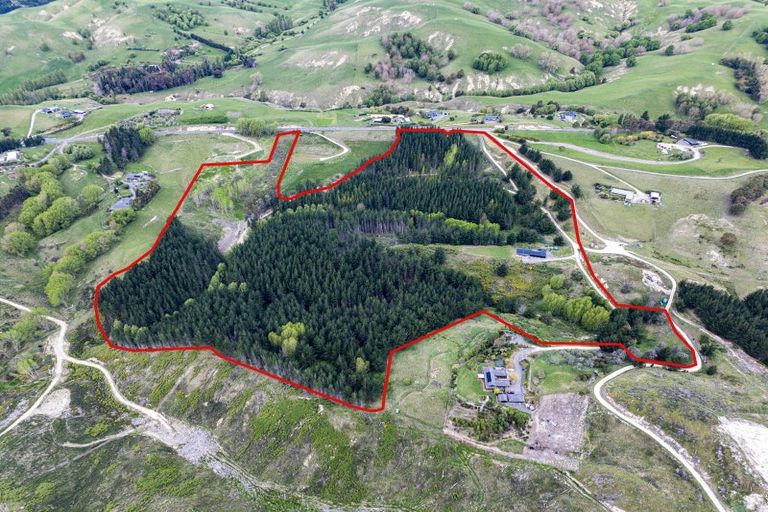 Photo of property in 1042a Kahuranaki Road, Kahuranaki, Havelock North, 4295