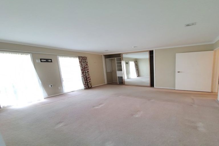 Photo of property in 24 Olena Avenue, Sunnyhills, Auckland, 2010