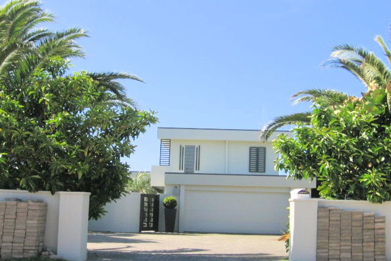 Photo of property in 95 Karewa Parade, Papamoa Beach, Papamoa, 3118