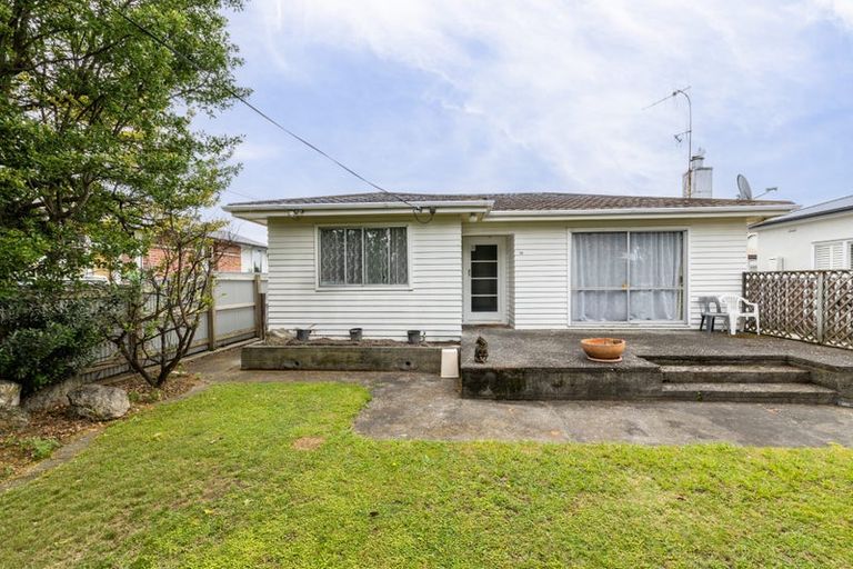 Photo of property in 24 Avenue Road, Greenmeadows, Napier, 4112