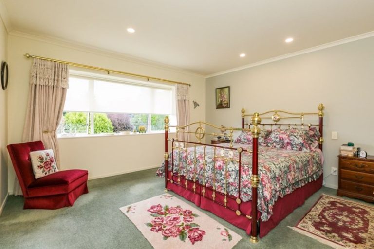 Photo of property in 46 Rochfort Road, Havelock North, 4130
