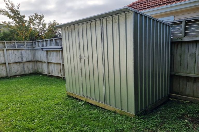 Photo of property in 8a Frederick Street, Tawa, Wellington, 5028