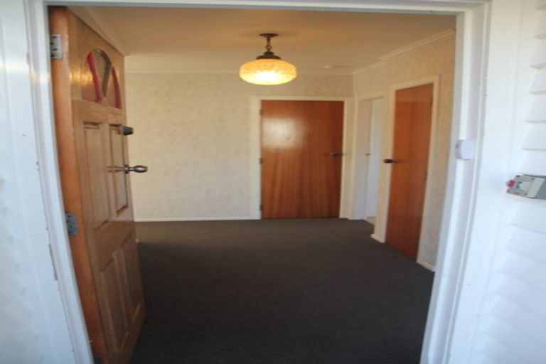 Photo of property in 3 Saville Row, Johnsonville, Wellington, 6037