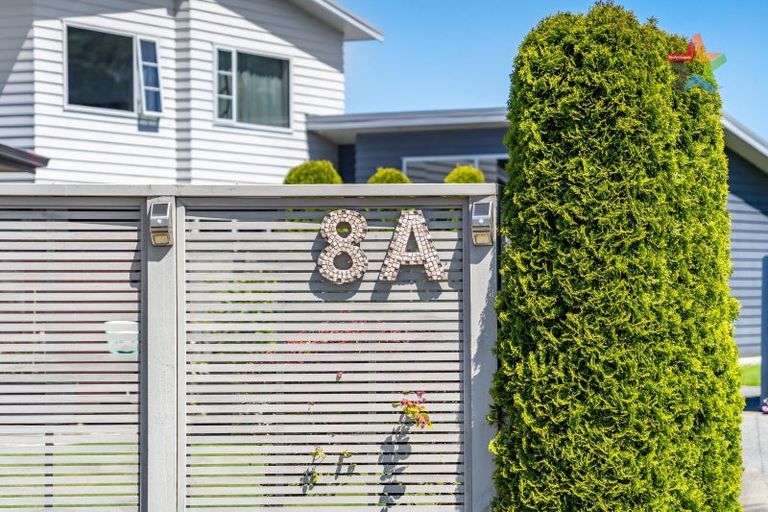 Photo of property in 8a Glen Iris Grove, Woburn, Lower Hutt, 5010