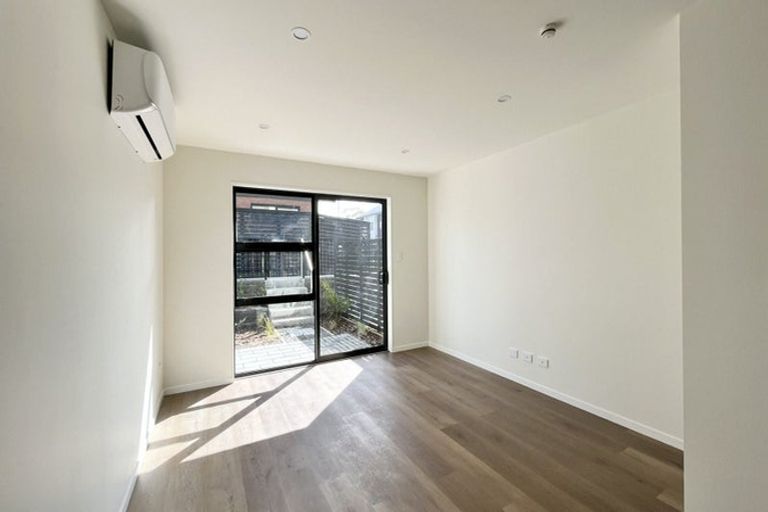 Photo of property in 3/25 Jabuka Street, Glen Eden, Auckland, 0602