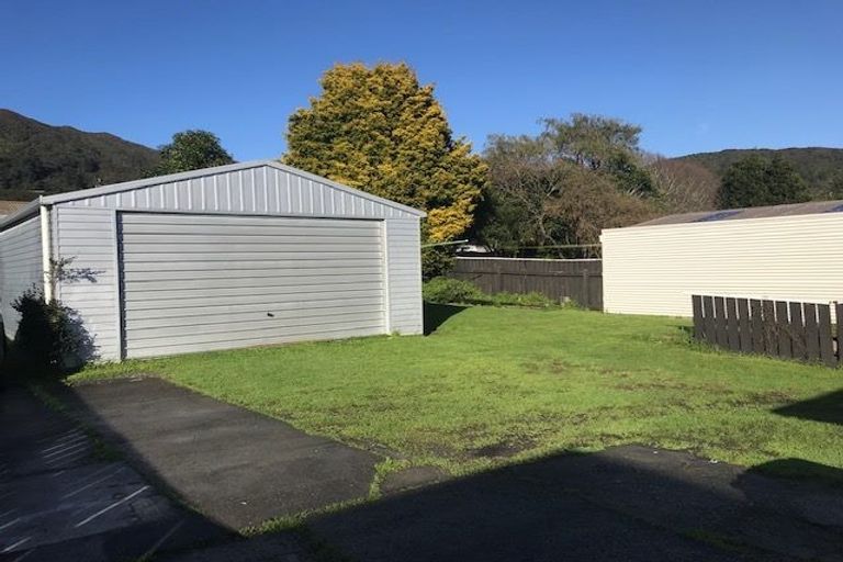 Photo of property in 19 Collett Street, Naenae, Lower Hutt, 5011