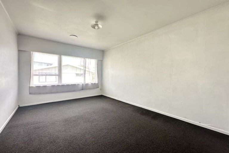 Photo of property in 22 Grande Vue Road, Hillpark, Auckland, 2102
