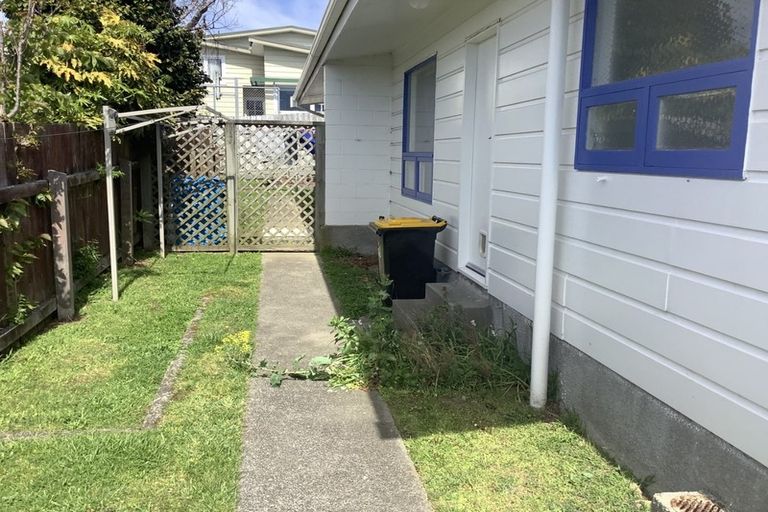 Photo of property in 29 Maple Grove, Kingston, Wellington, 6021