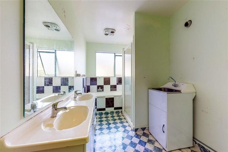 Photo of property in 12 Commerce Crescent, Waitangirua, Porirua, 5024