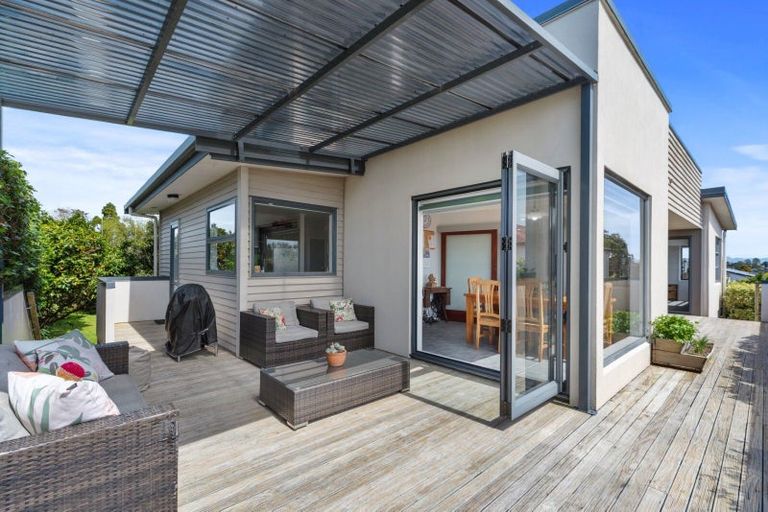 Photo of property in 18 Andrew Place, Otumoetai, Tauranga, 3110