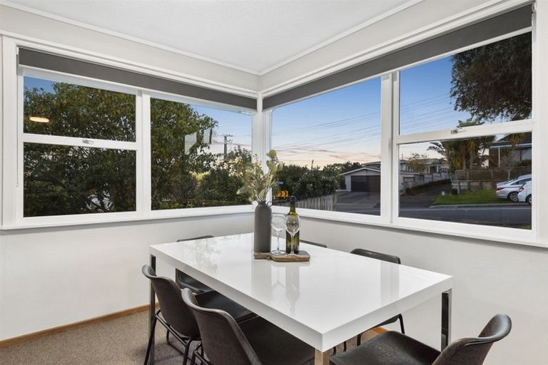 Photo of property in 2/49 Wolsley Avenue, Milford, Auckland, 0620