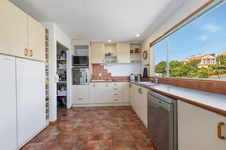 Photo of property in 18 Godley Drive, Scarborough, Christchurch, 8081