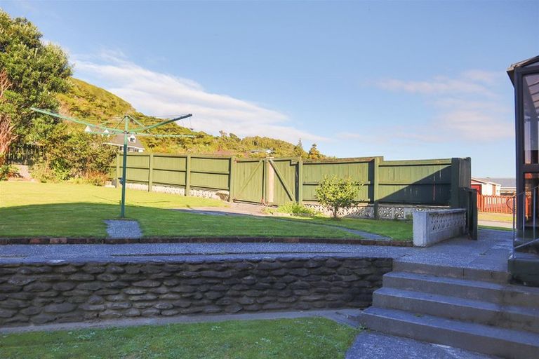 Photo of property in 135 Main South Road, Karoro, Greymouth, 7805