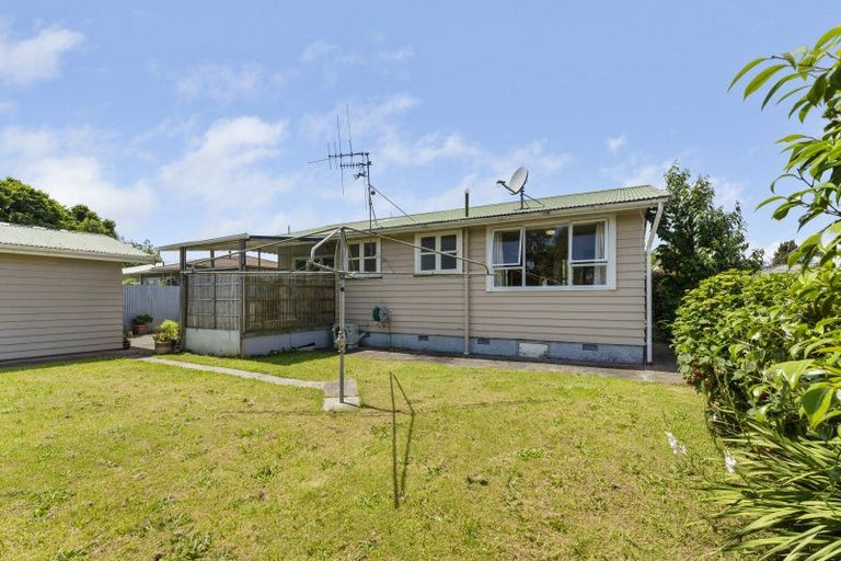 Photo of property in 35 Rugby Street, Levin, 5510