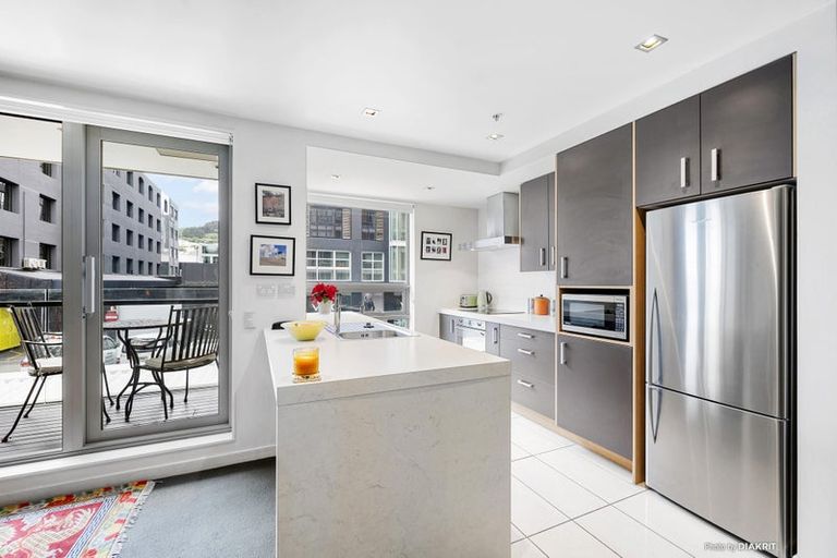 Photo of property in Monument Apartments, 1j/245 Wakefield Street, Te Aro, Wellington, 6011