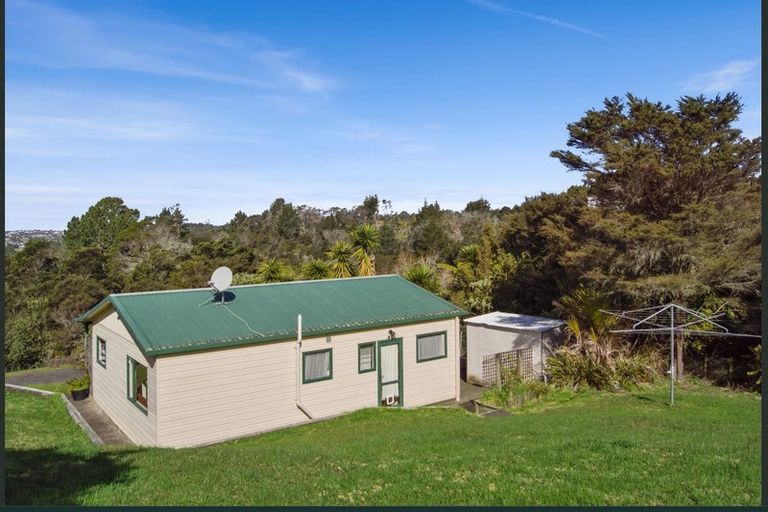 Photo of property in 23 Waitakere Road, Waitakere, Auckland, 0816