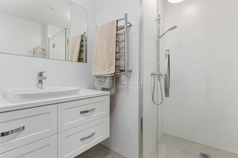 Photo of property in 229 Hibiscus Drive, Orewa, 0931